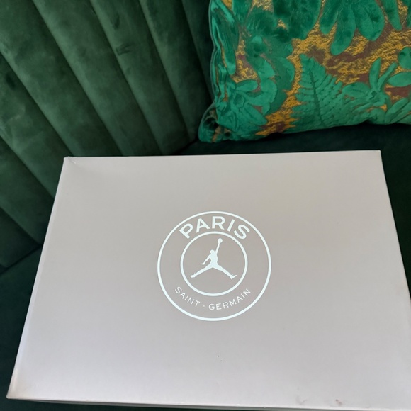 Paris Saint-Germain x Air Jordan 5 Retro Low Paname size 8 -lightly worn - Picture 6 of 6